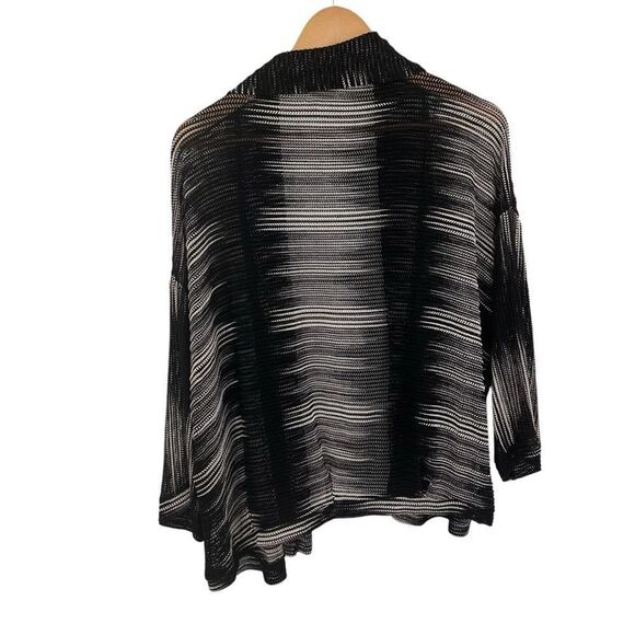 Chico’s black and white mesh cardigan one size fits most - Picture 5 of 7